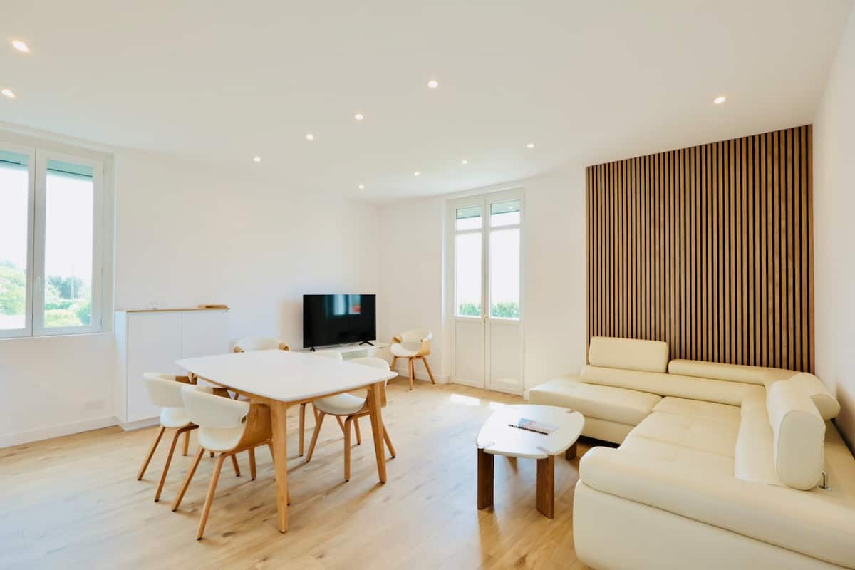 Pièce de vie d’un appartement présenté par Keys Concept